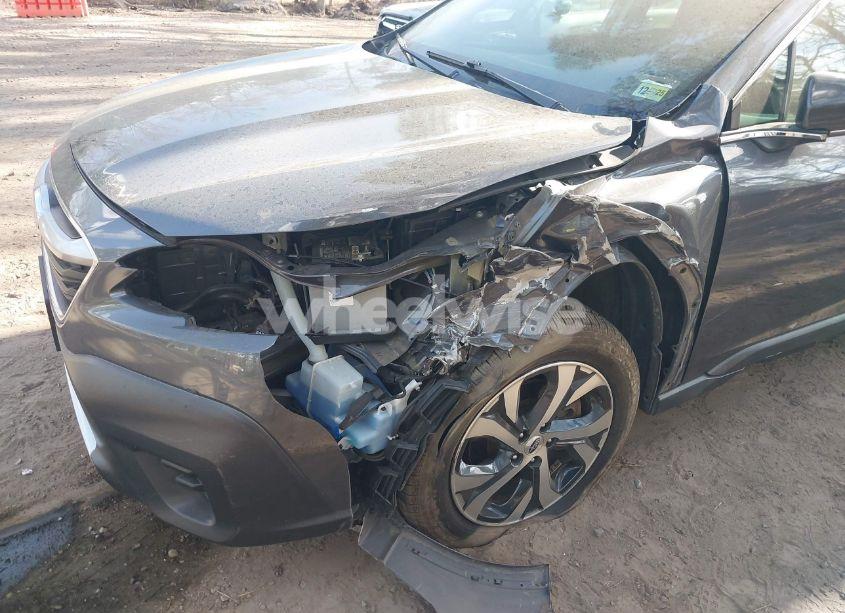 Photo 6 of 2020 Subaru Outback LIMITED (VIN 4S4BTANC4L3269402)