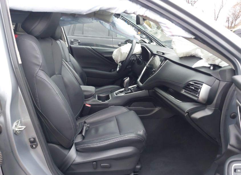 Photo 5 of 2020 Subaru Outback LIMITED (VIN 4S4BTANC5L3225019)