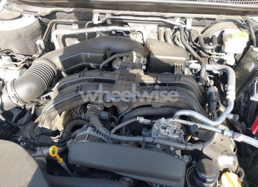 Photo 10 of 2022 Subaru Outback LIMITED (VIN 4S4BTANC5N3161325)