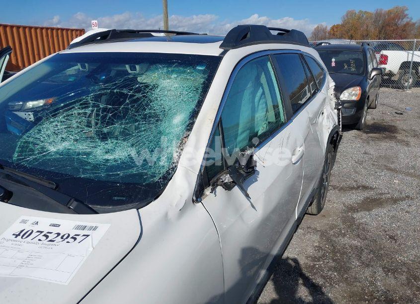 Photo 6 of 2022 Subaru Outback LIMITED (VIN 4S4BTANC5N3161325)