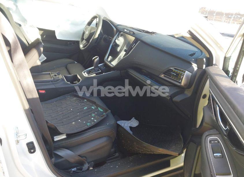 Photo 5 of 2025 Subaru Outback LIMITED (VIN 4S4BTANC6S3191106)