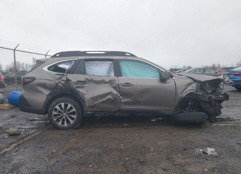 Photo 13 of 2024 Subaru Outback LIMITED (VIN 4S4BTANC7R3204729)