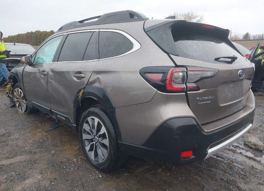 Photo 3 of 2024 Subaru Outback LIMITED (VIN 4S4BTANC7R3204729)