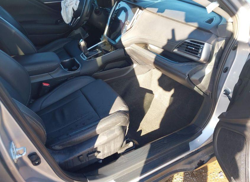 Photo 5 of 2021 Subaru Outback LIMITED (VIN 4S4BTANC9M3172570)