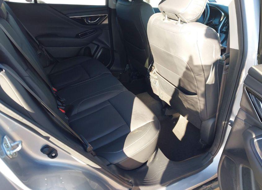 Photo 8 of 2021 Subaru Outback LIMITED (VIN 4S4BTANC9M3172570)