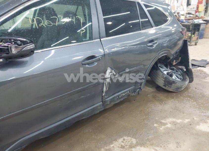 Photo 6 of 2022 Subaru Outback LIMITED (VIN 4S4BTANC9N3129123)