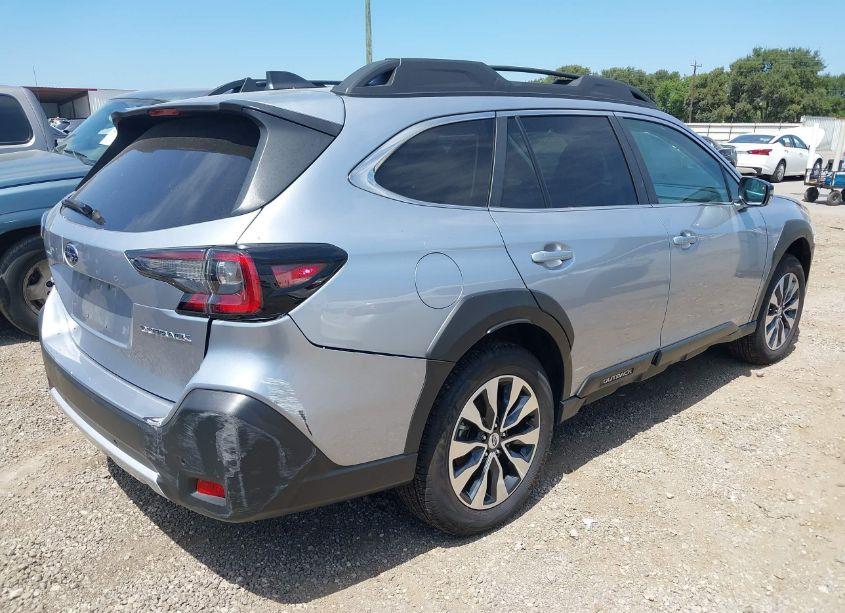 Photo 4 of 2024 Subaru Outback LIMITED (VIN 4S4BTANC9R3194169)