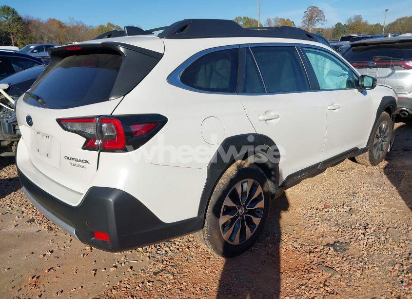 Photo 4 of 2023 Subaru Outback LIMITED (VIN 4S4BTANCXP3147021)