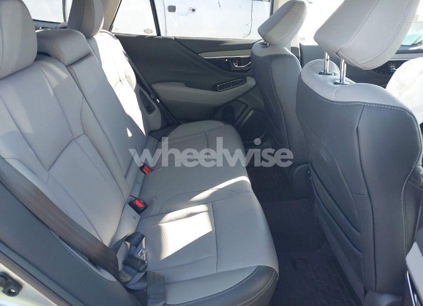 Photo 8 of 2025 Subaru Outback LIMITED (VIN 4S4BTANCXS3176298)