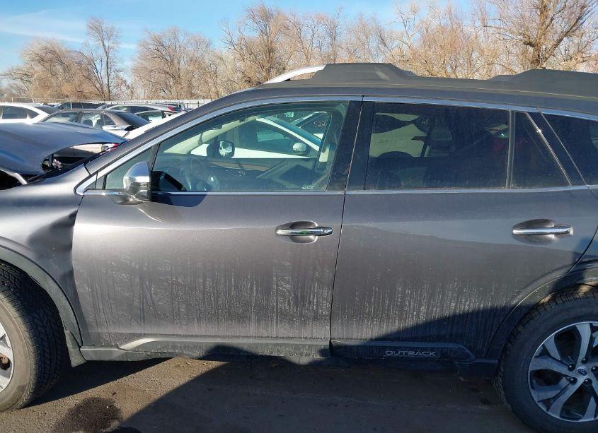 Photo 13 of 2022 Subaru Outback TOURING (VIN 4S4BTAPC1N3211456)