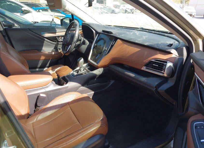 Photo 5 of 2020 Subaru Outback TOURING (VIN 4S4BTAPC2L3219126)