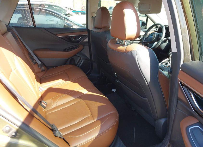 Photo 8 of 2020 Subaru Outback TOURING (VIN 4S4BTAPC2L3219126)