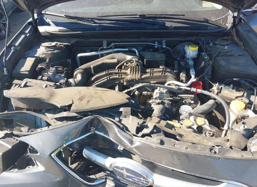 Photo 10 of 2020 Subaru Outback TOURING (VIN 4S4BTAPC3L3244875)