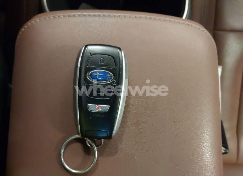 Photo 11 of 2020 Subaru Outback TOURING (VIN 4S4BTAPC5L3131526)