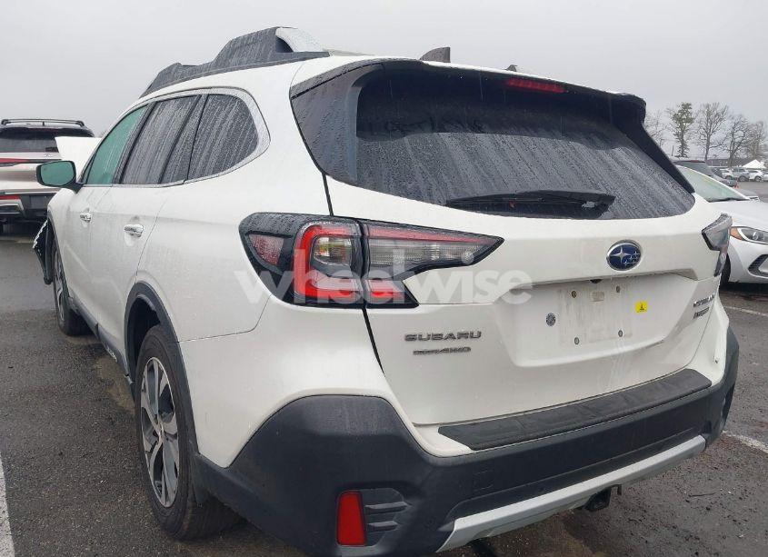 Photo 3 of 2020 Subaru Outback TOURING (VIN 4S4BTAPC7L3193140)