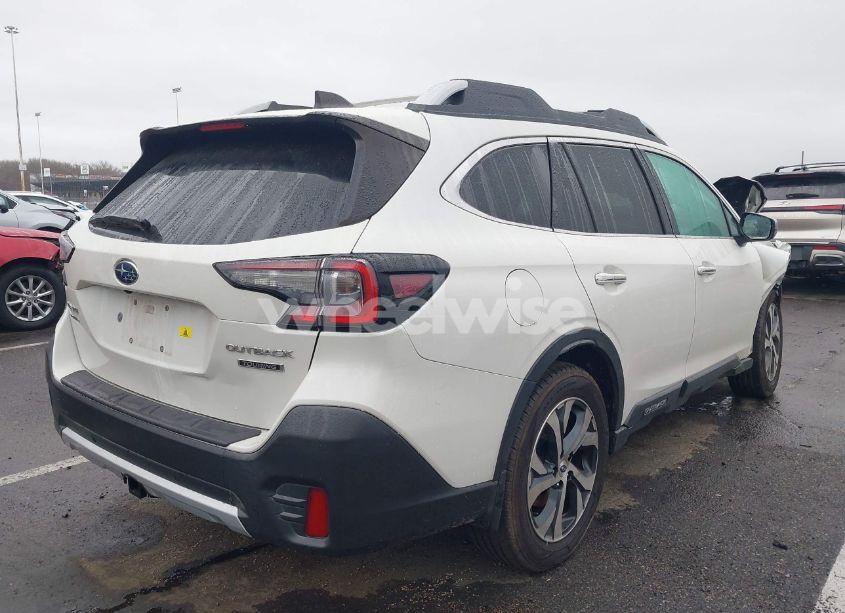 Photo 4 of 2020 Subaru Outback TOURING (VIN 4S4BTAPC7L3193140)