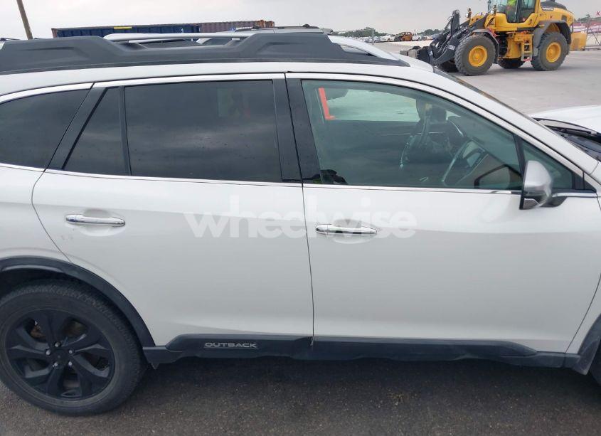Photo 14 of 2020 Subaru Outback TOURING (VIN 4S4BTAPC7L3209143)