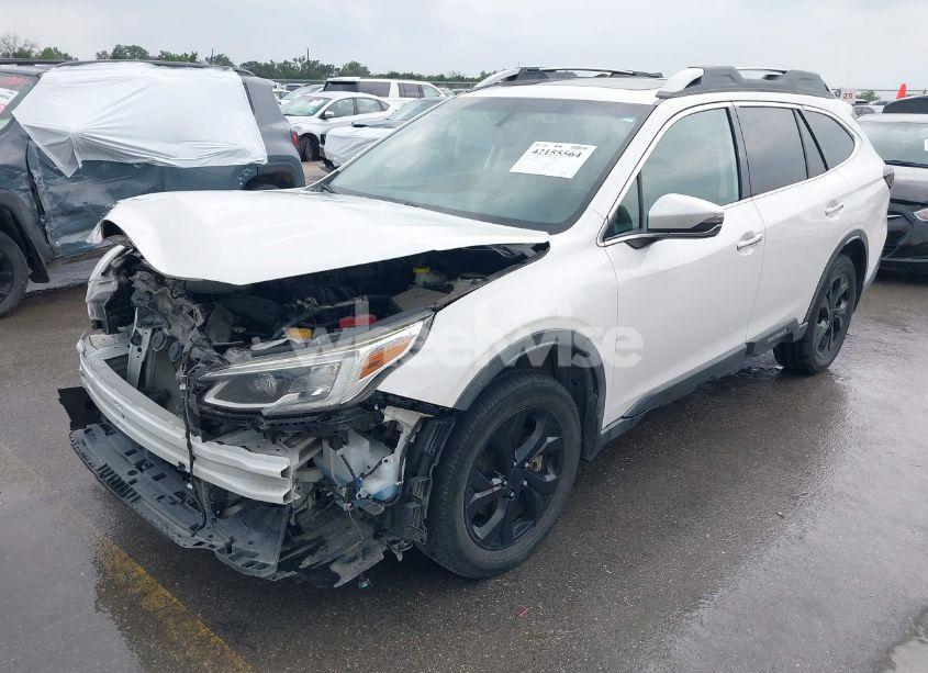 Photo 2 of 2020 Subaru Outback TOURING (VIN 4S4BTAPC7L3209143)