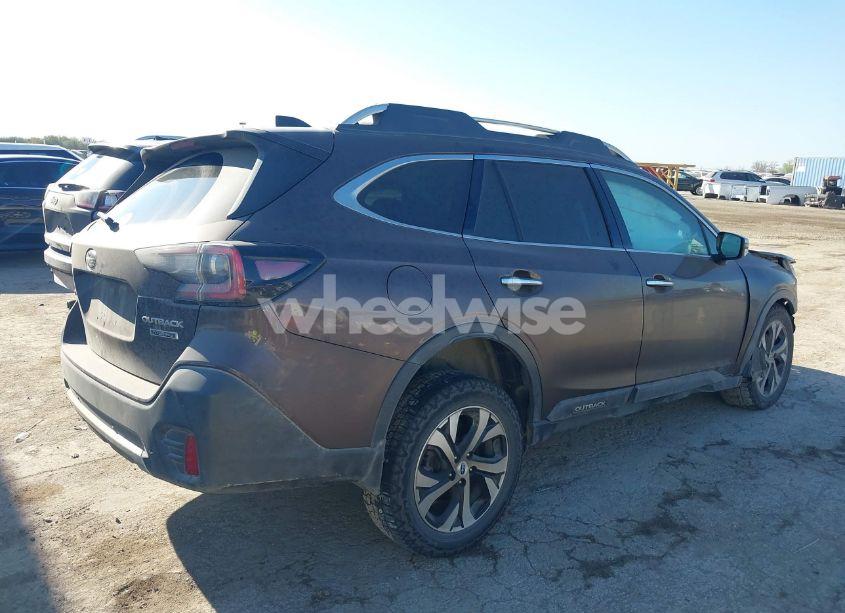 Photo 4 of 2020 Subaru Outback TOURING (VIN 4S4BTAPC8L3125803)
