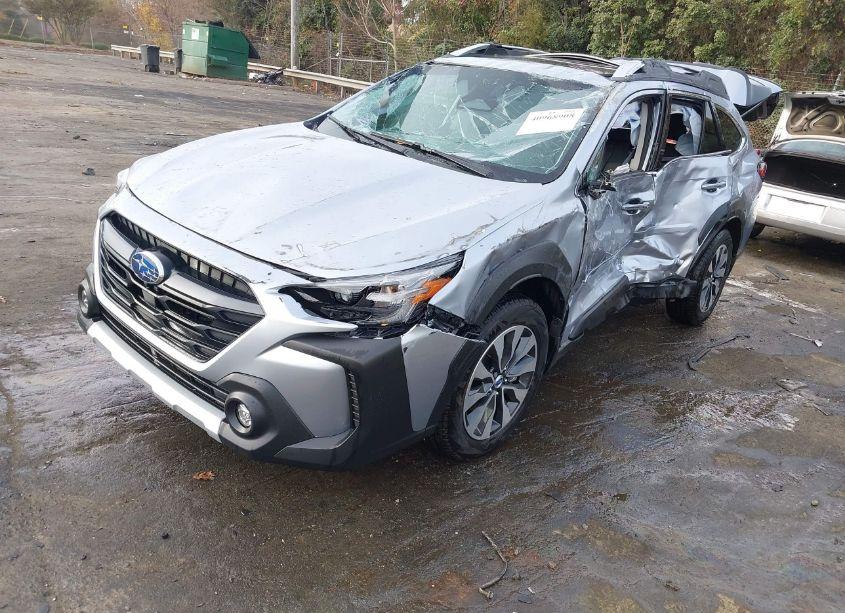 Photo 2 of 2025 Subaru Outback TOURING (VIN 4S4BTAPC9S3106160)