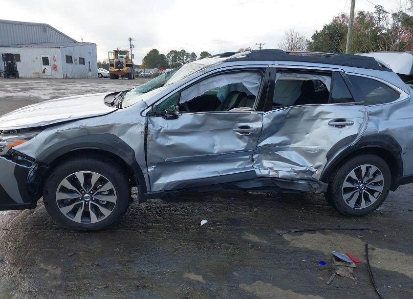 Photo 6 of 2025 Subaru Outback TOURING (VIN 4S4BTAPC9S3106160)