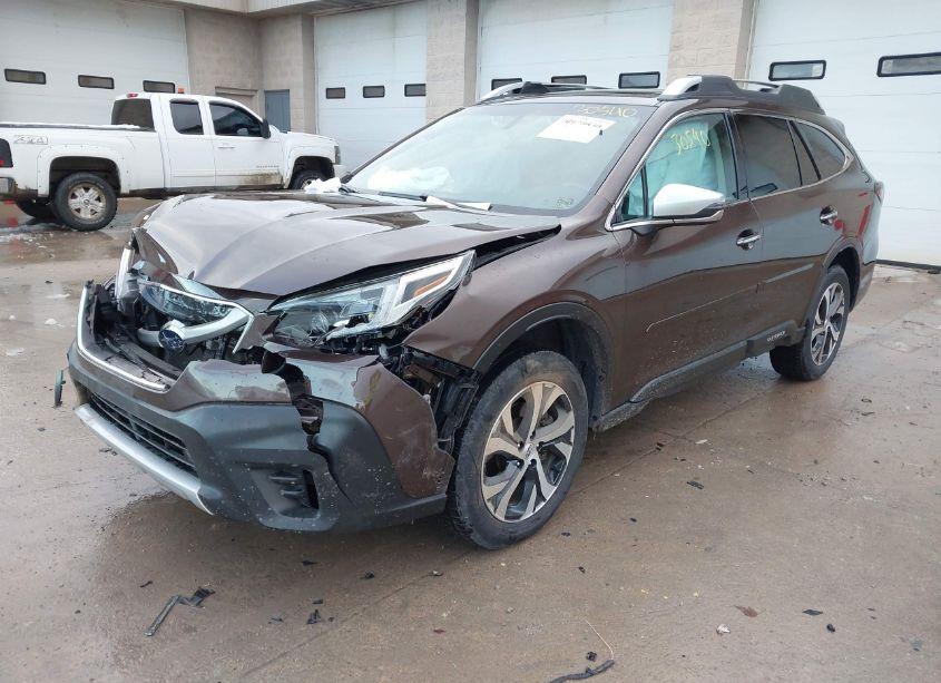 Photo 2 of 2022 Subaru Outback TOURING (VIN 4S4BTAPCXN3213951)