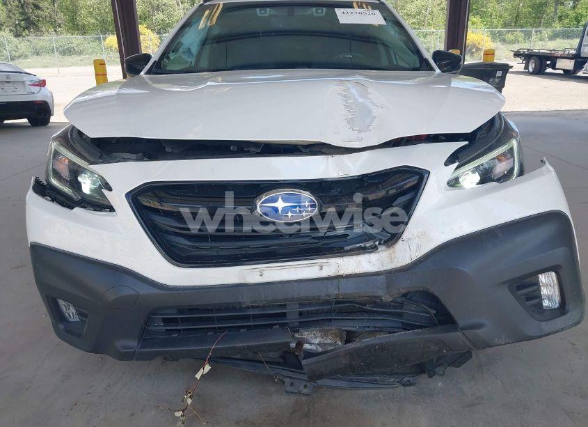 Photo 6 of 2020 Subaru Outback ONYX EDITION XT (VIN 4S4BTGKD1L3147127)