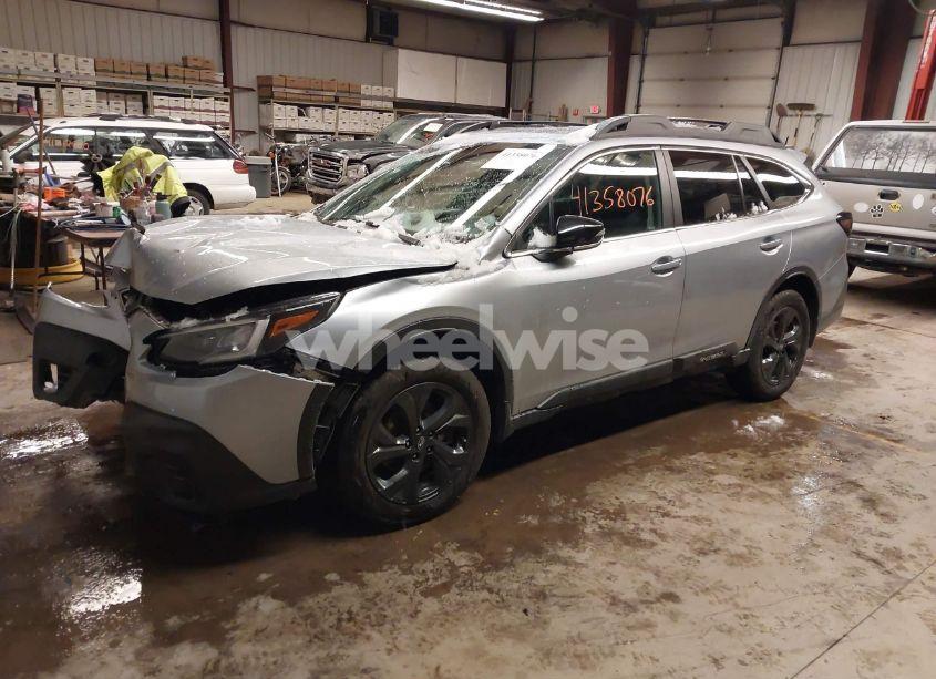 Photo 2 of 2020 Subaru Outback ONYX EDITION XT (VIN 4S4BTGKD3L3119281)
