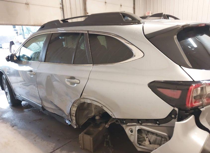 Photo 15 of 2020 Subaru Outback LIMITED XT (VIN 4S4BTGND3L3172459)