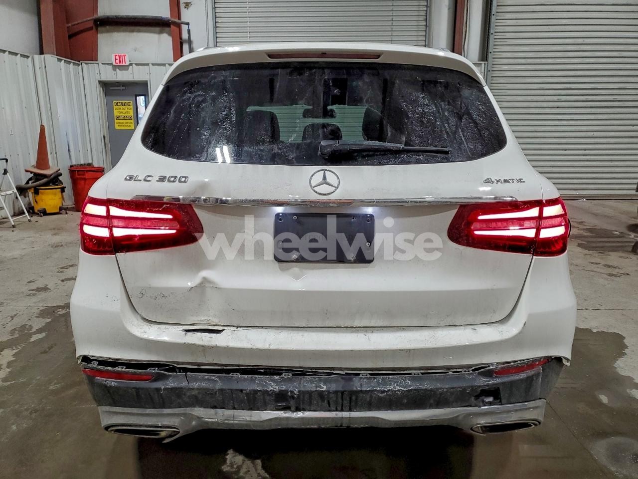 Photo 6 of 2019 MERCEDES-BENZ GLC 300 4MATIC (VIN 4S4BTGND4M3218222)