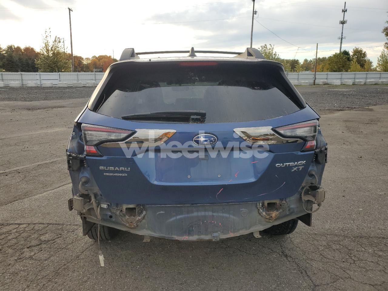 Photo 6 of 2020 SUBARU OUTBACK LIMITED XT (VIN 4S4BTGND6L3184539)