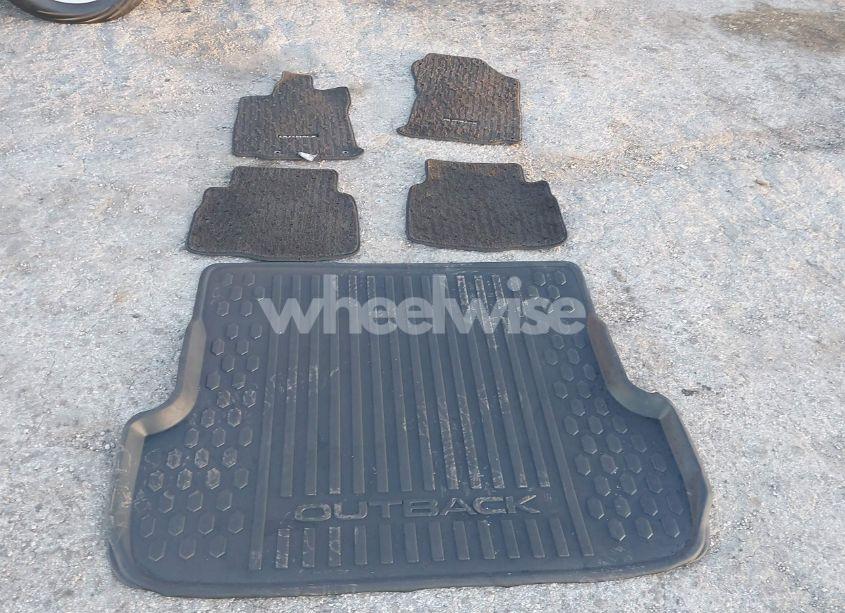 Photo 13 of 2024 Subaru Outback LIMITED XT (VIN 4S4BTGND6R3106304)