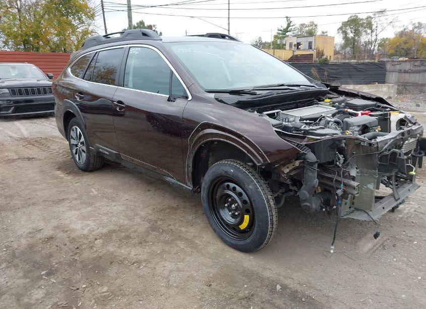 2024 Subaru Outback LIMITED XT (VIN 4S4BTGND7R3149632) main photo