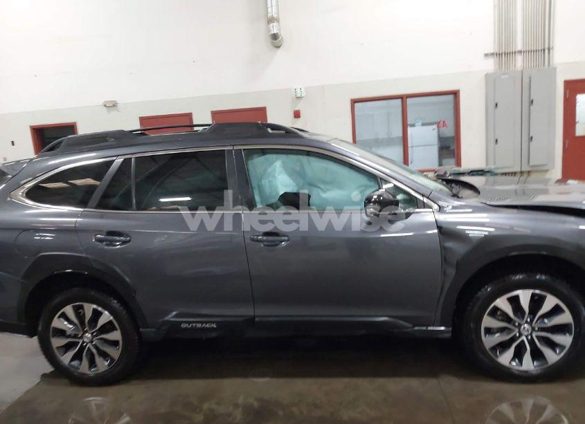 Photo 14 of 2025 Subaru Outback LIMITED XT (VIN 4S4BTGND7S3165903)