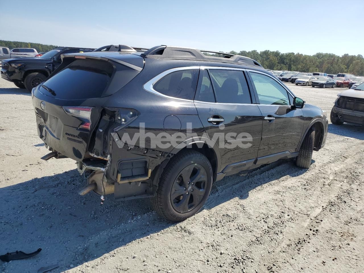 Photo 3 of 2020 SUBARU OUTBACK TOURING LDL (VIN 4S4BTGPD1L3229626)