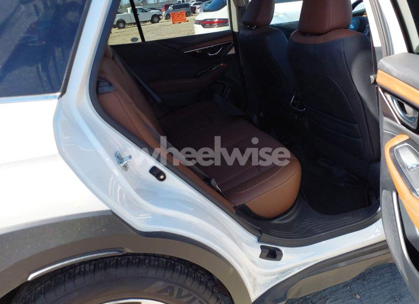 Photo 8 of 2024 Subaru Outback TOURING XT (VIN 4S4BTGPD2R3195141)