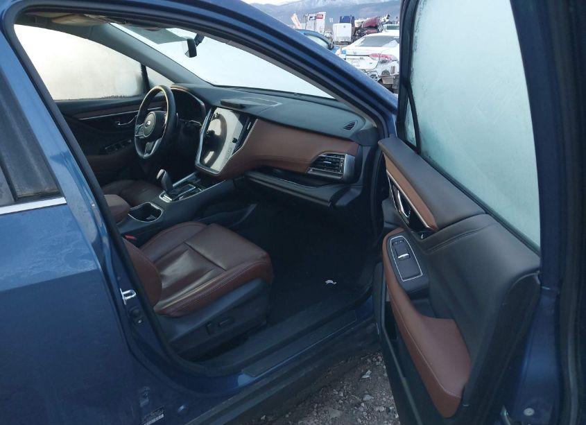 Photo 5 of 2022 Subaru Outback TOURING XT (VIN 4S4BTGPD5N3273230)