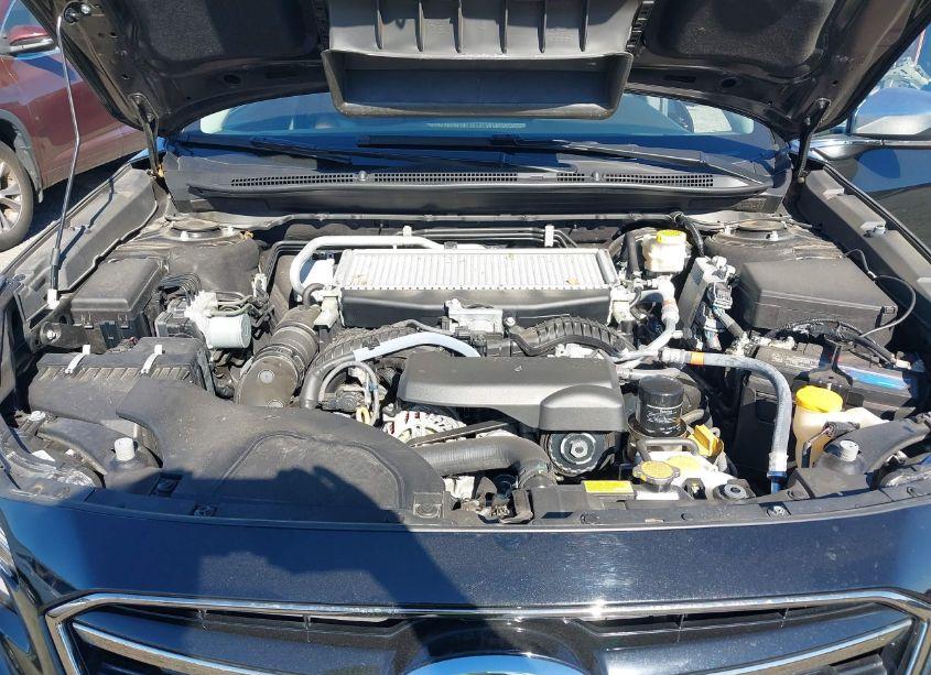 Photo 10 of 2020 Subaru Outback TOURING XT (VIN 4S4BTGPDXL3109372)