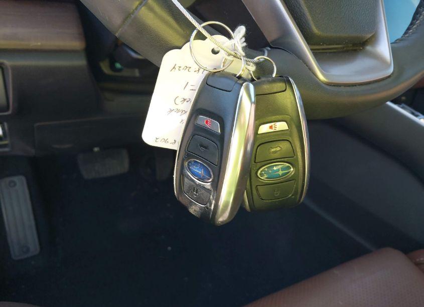 Photo 11 of 2020 Subaru Outback TOURING XT (VIN 4S4BTGPDXL3109372)