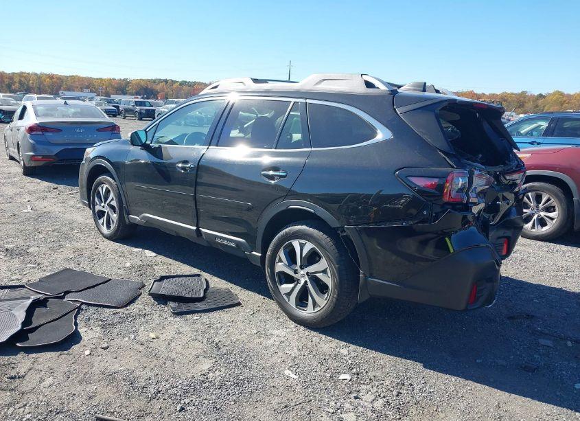 Photo 3 of 2020 Subaru Outback TOURING XT (VIN 4S4BTGPDXL3109372)