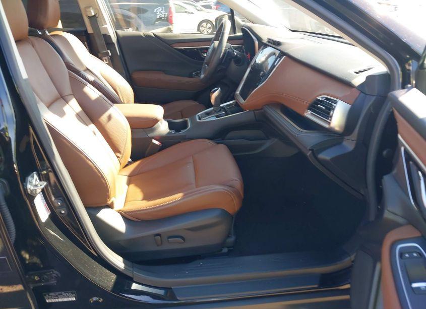 Photo 5 of 2020 Subaru Outback TOURING XT (VIN 4S4BTGPDXL3109372)