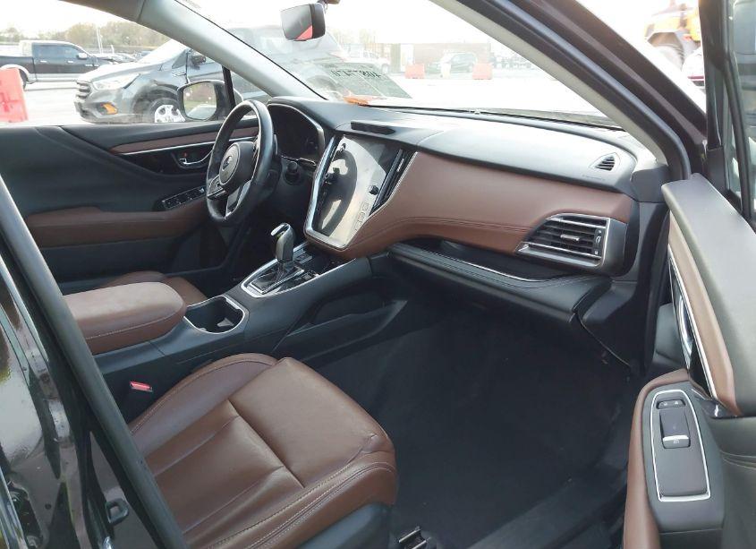 Photo 5 of 2021 Subaru Outback TOURING XT (VIN 4S4BTGPDXM3210719)