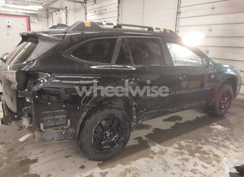Photo 4 of 2022 Subaru Outback WILDERNESS (VIN 4S4BTGUD0N3226644)