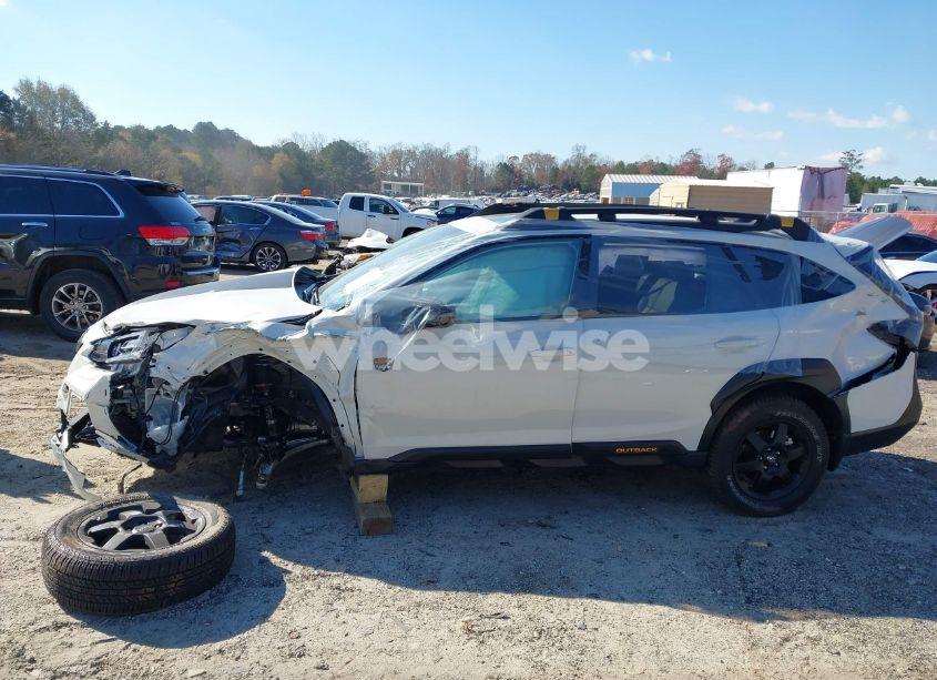 Photo 15 of 2025 Subaru Outback WILDERNESS (VIN 4S4BTGUD1S3108579)