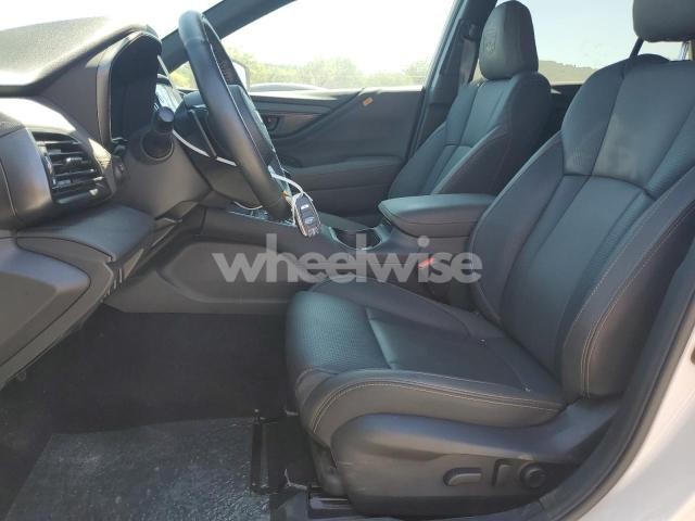 Photo 6 of 2024 SUBARU OUTBACK WILDERNESS (VIN 4S4BTGUDXR3262041)