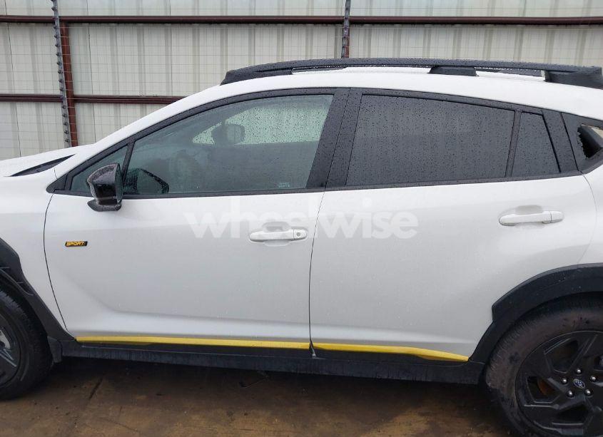 Photo 15 of 2024 Subaru Crosstrek SPORT (VIN 4S4GUHF68R3806902)