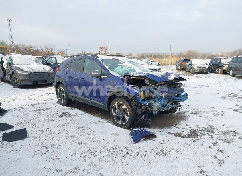 2024 Subaru Crosstrek LIMITED (VIN 4S4GUHL60R3744173) main photo