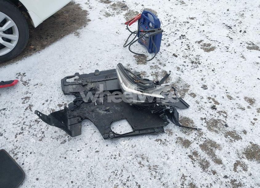 Photo 12 of 2024 Subaru Crosstrek LIMITED (VIN 4S4GUHL60R3744173)