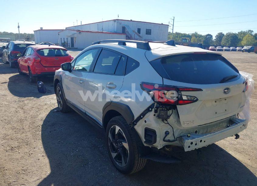 Photo 3 of 2024 Subaru Crosstrek LIMITED (VIN 4S4GUHL61R3752640)