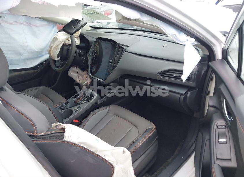 Photo 5 of 2024 Subaru Crosstrek LIMITED (VIN 4S4GUHL64R3823216)